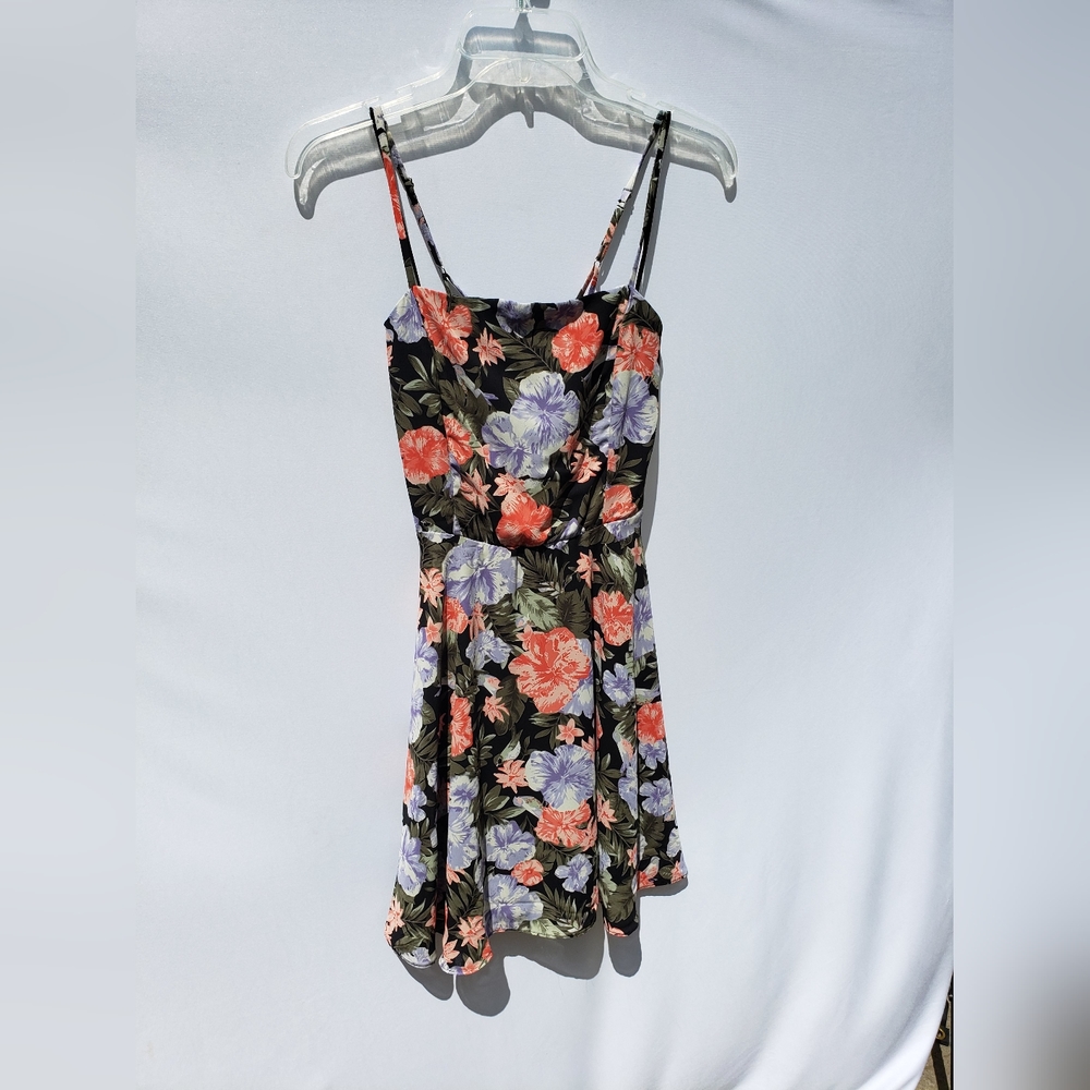Embrace Los Angeles Floral Summer Dress Size Small New Without Tags